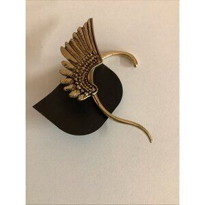 Claire’s Gold Color Ear Cuff New